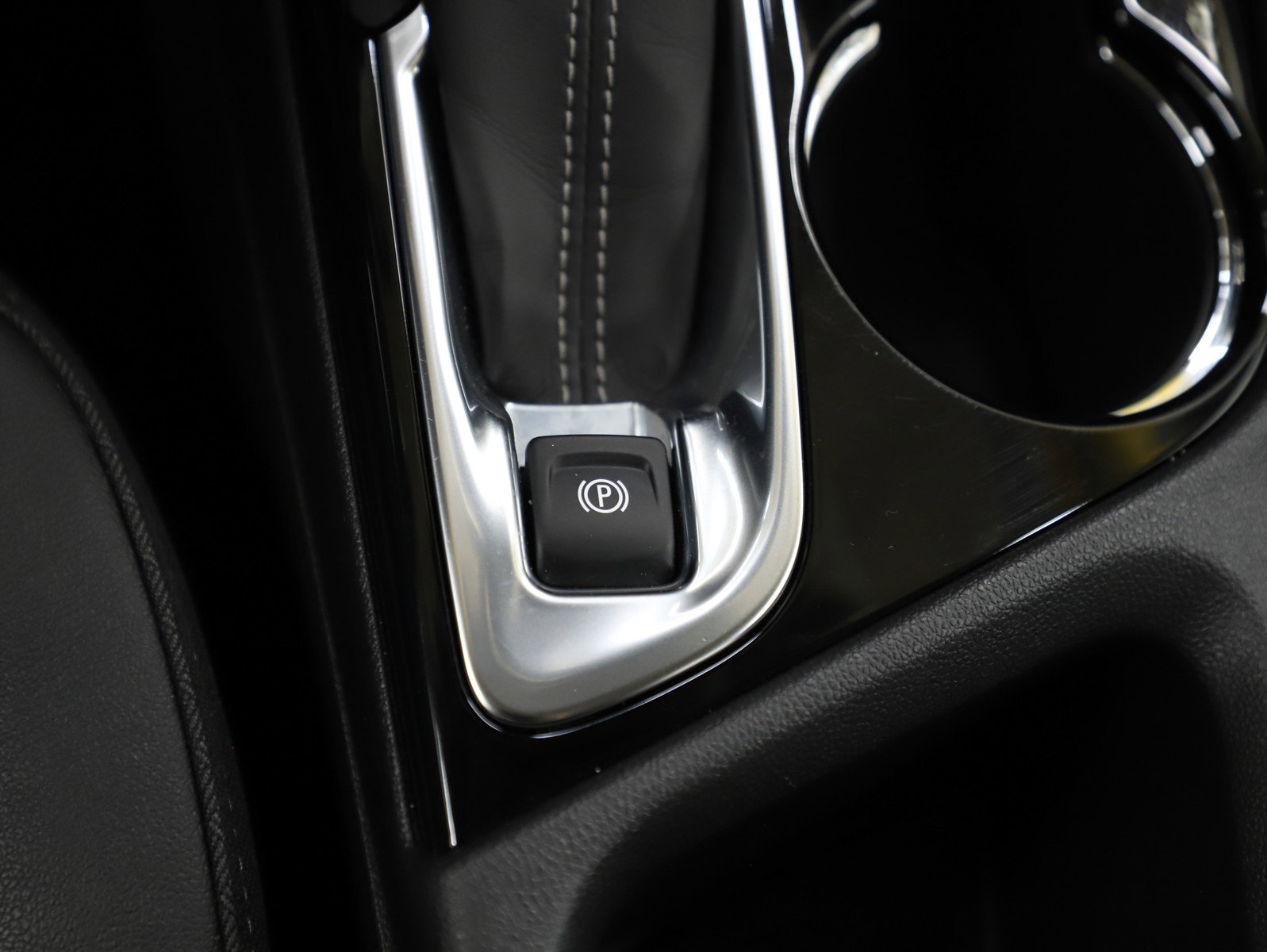 Used 2023 Buick Encore GX Preferred w/ Cold Weather Comfort Package image 24