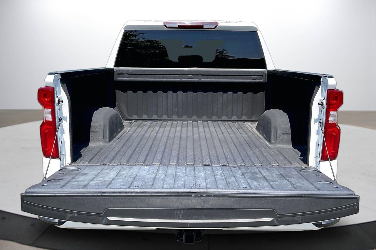 Used 2022 Chevrolet Silverado 1500 Custom AWD/4WD image 26