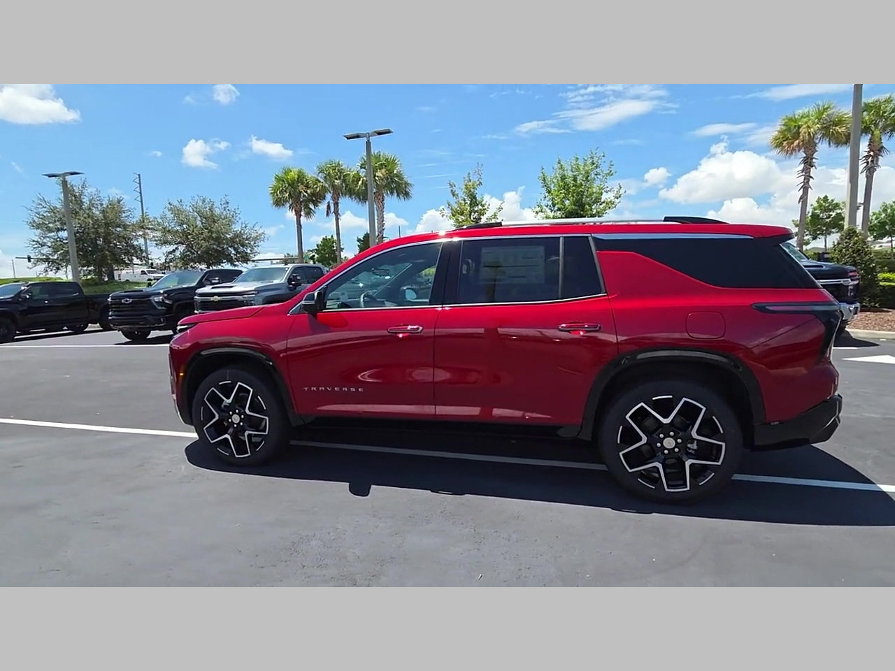 New 2026 Chevrolet Traverse High Country FWD image 23