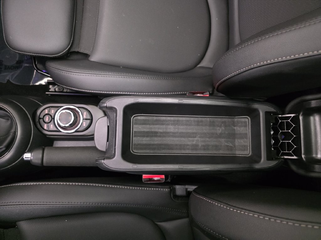 Certified 2024 MINI Cooper S FWD image 22