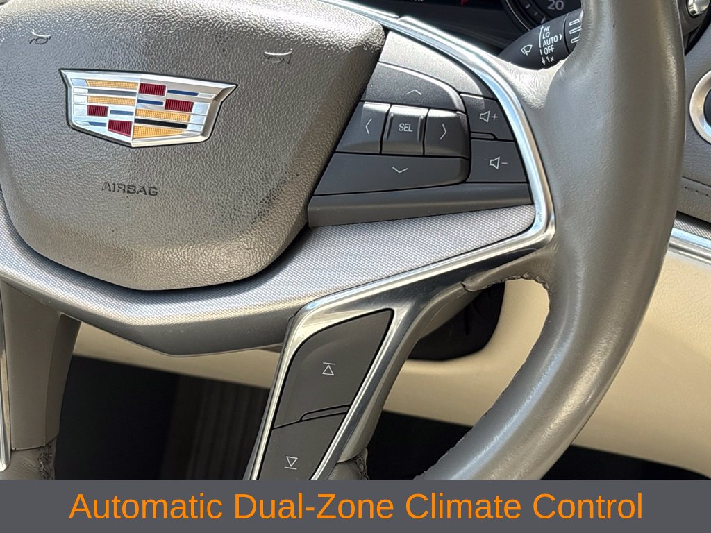 Used 2020 Cadillac XT5 Premium Luxury FWD image 21