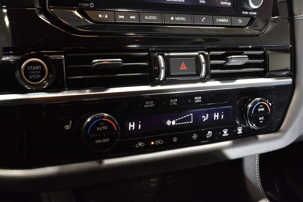 Used 2023 Nissan Pathfinder SV image 24