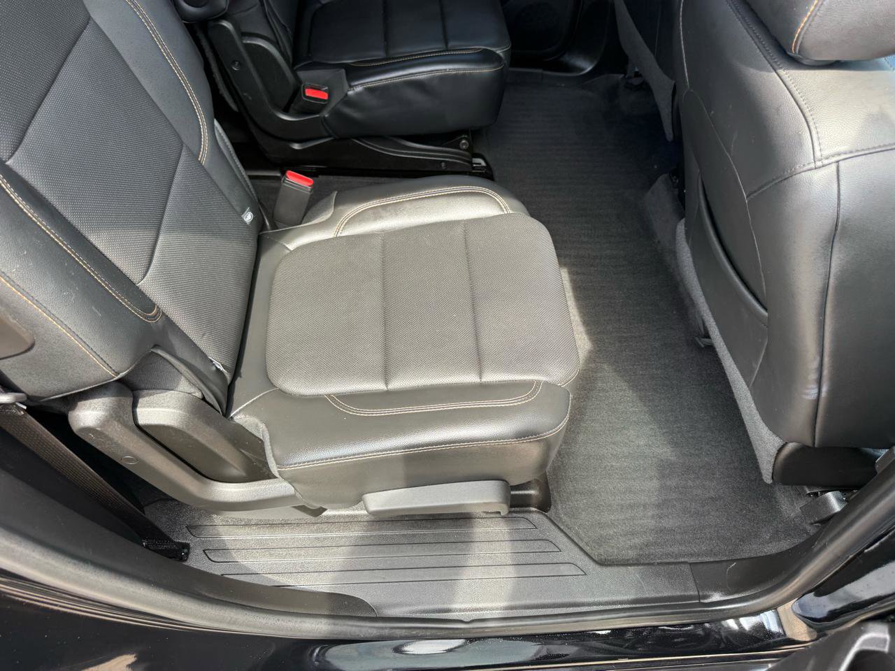 Used 2019 Chevrolet Traverse Premier w/ Redline Edition AWD/4WD image 53