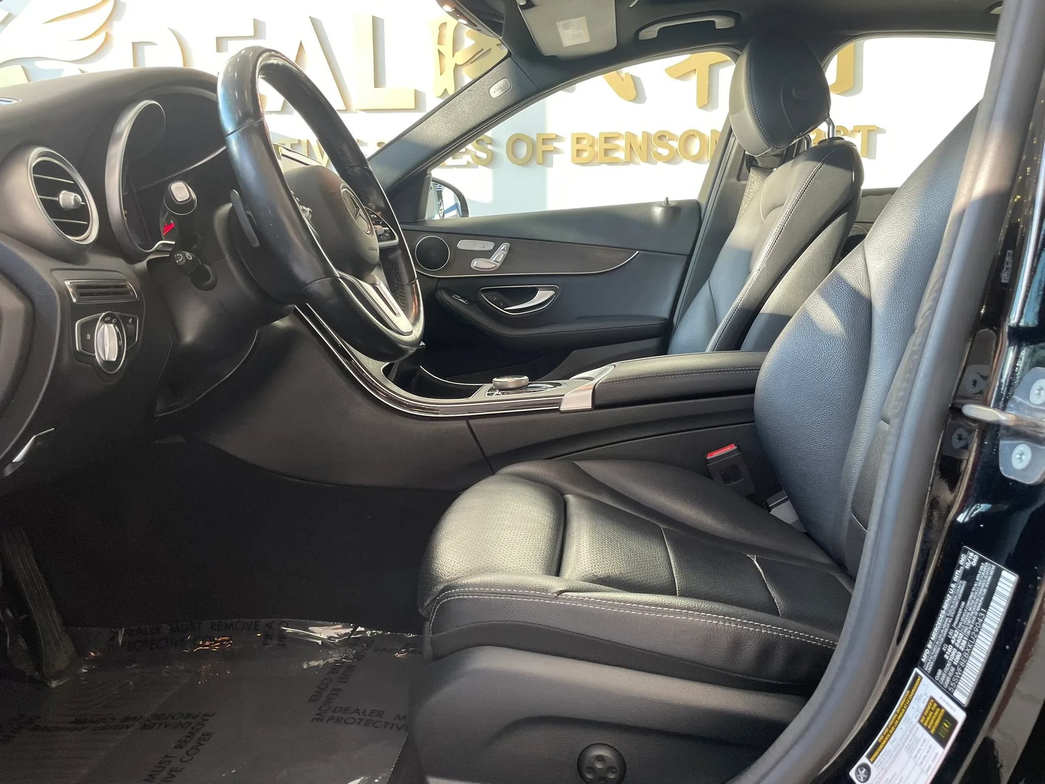 Used 2019 Mercedes-Benz C 300 4MATIC Sedan image 9
