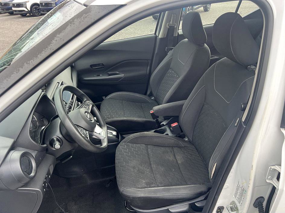 Certified 2021 Nissan Kicks S image 12
