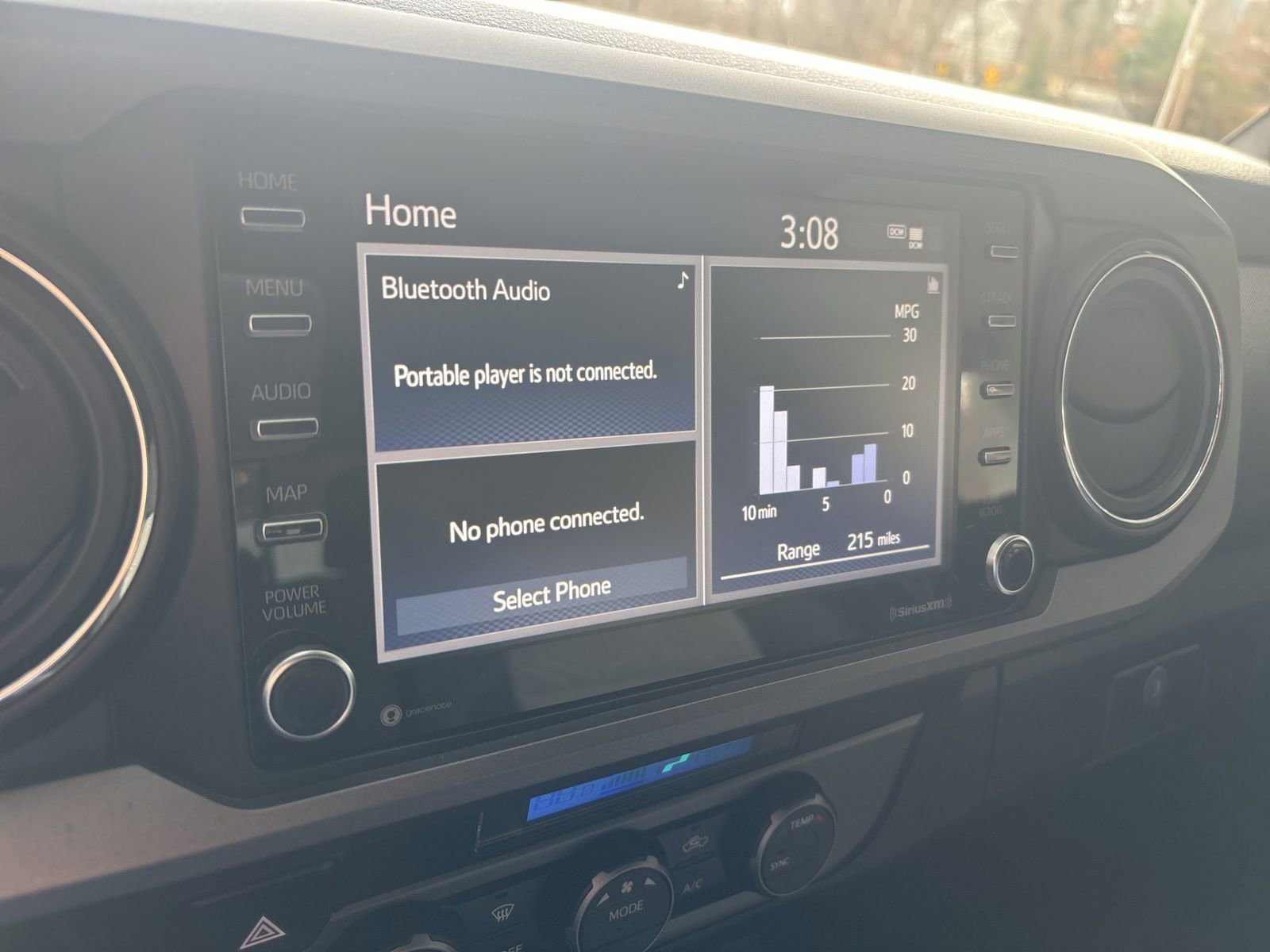 Used 2023 Toyota Tacoma TRD Sport w/ Technology Package image 16