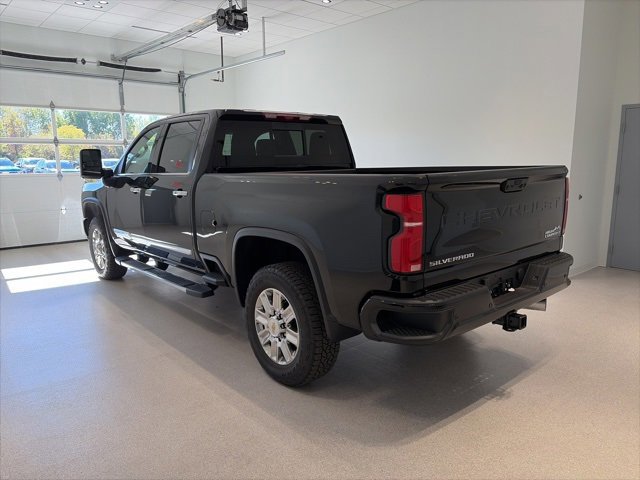 New 2026 Chevrolet Silverado 2500 High Country w/ High Country Premium Package image 4