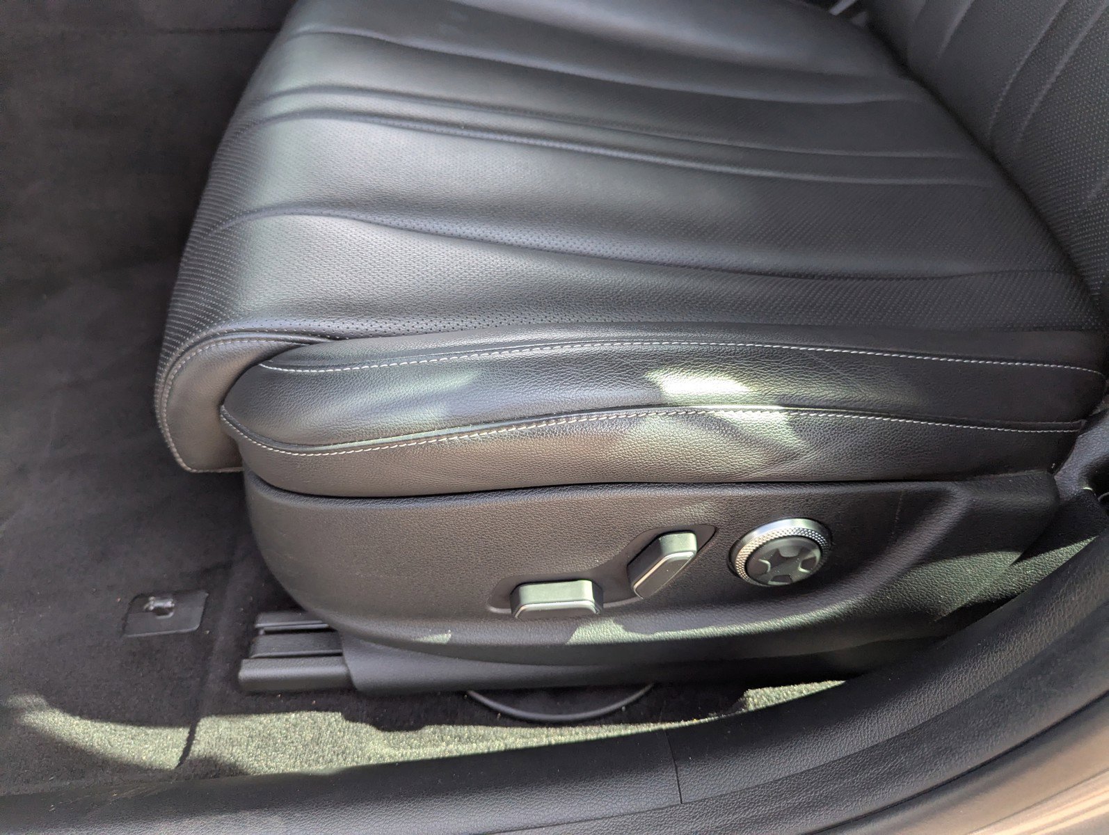 Used 2023 Genesis G80 2.5T image 27