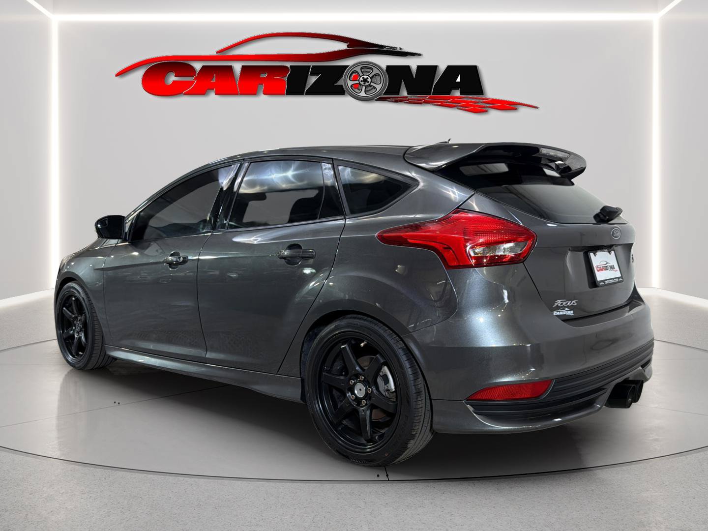 Used 2017 Ford Focus ST FWD image 8