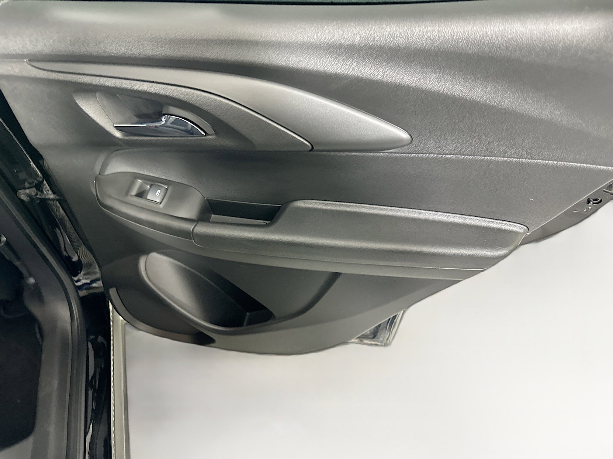 Used 2021 Chevrolet TrailBlazer LT w/ Convenience Package image 28