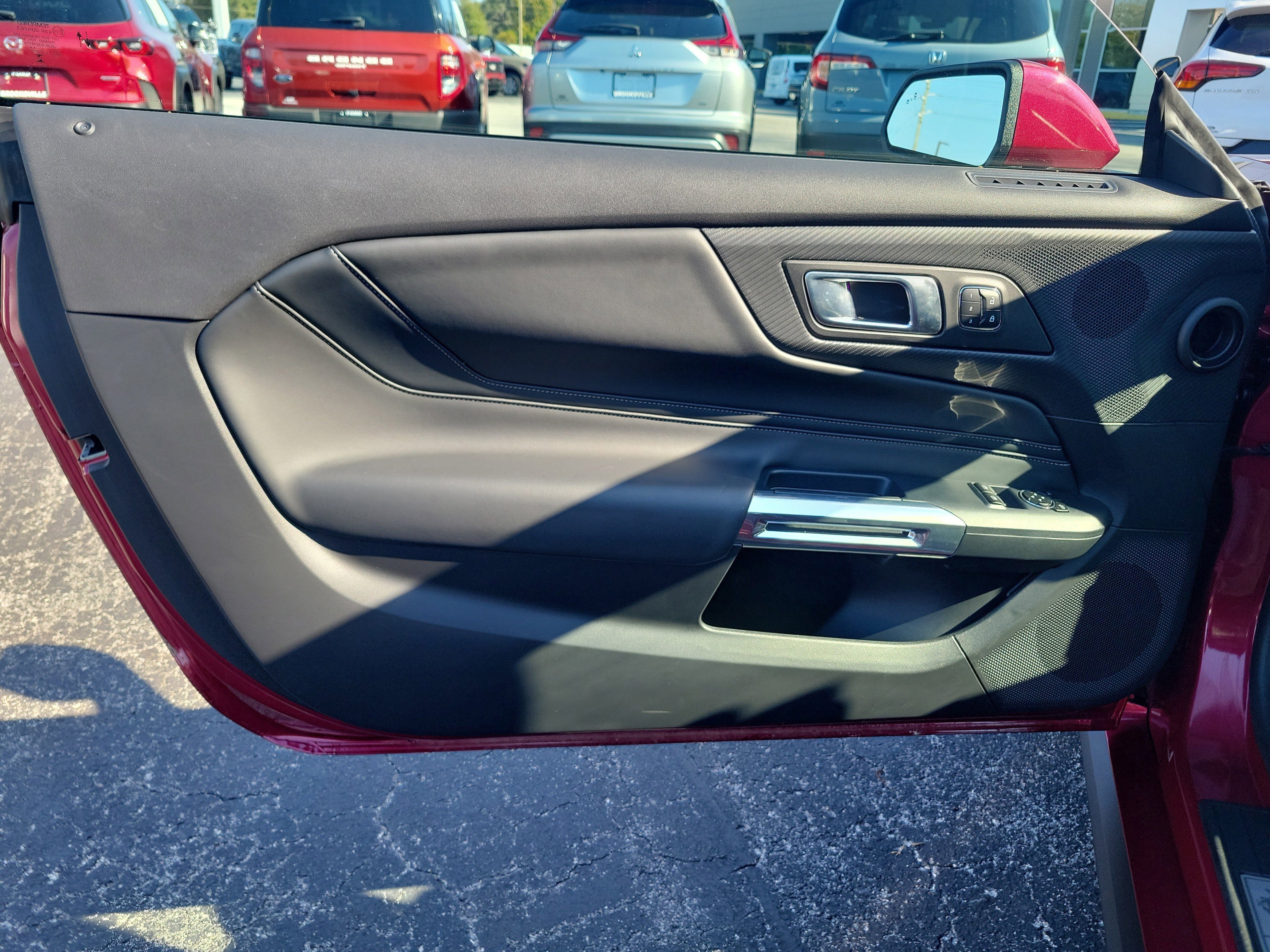 Used 2025 Ford Mustang Premium RWD image 17