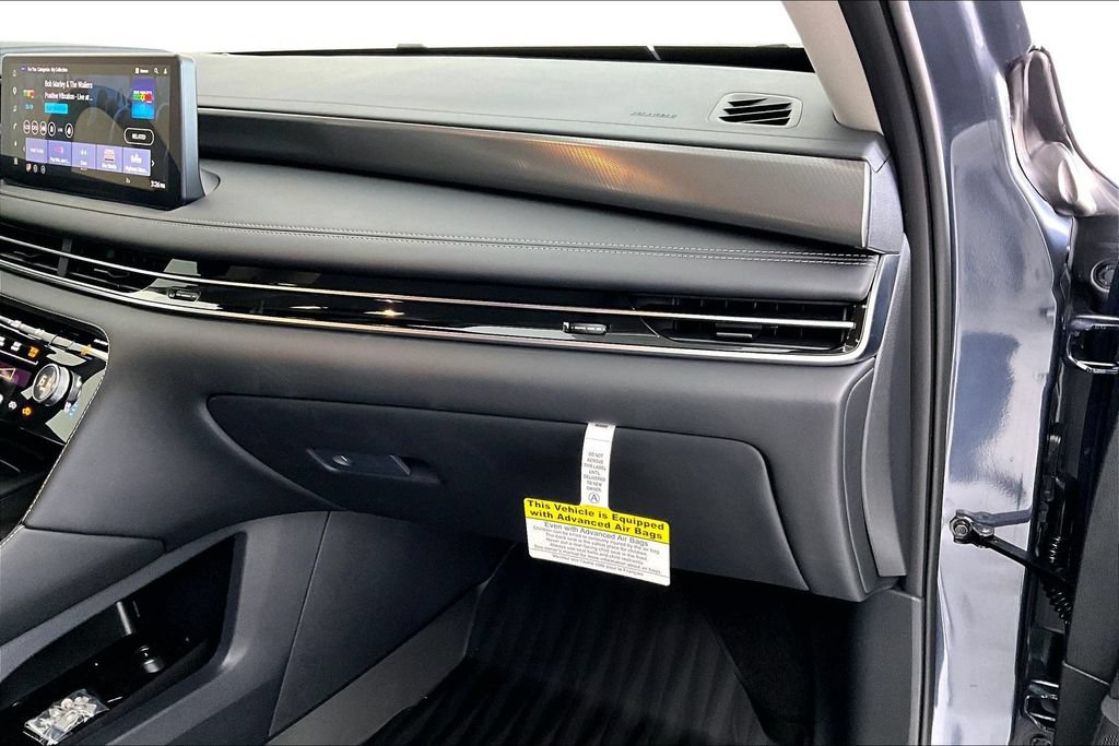 New 2027 INFINITI QX60 Luxe w/ Cargo Package FWD image 11