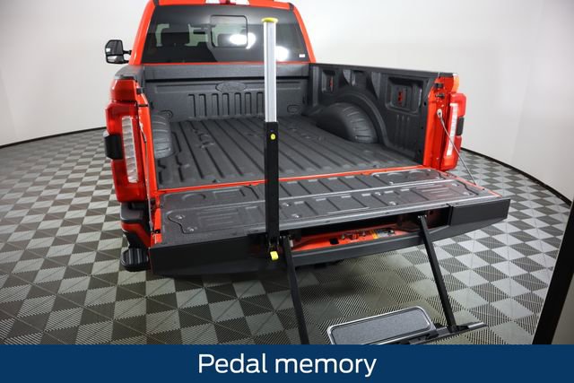 New 2026 Ford F350 Lariat w/ Black Appearance Package image 35
