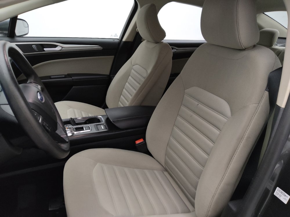 Used 2017 Ford Fusion S image 17