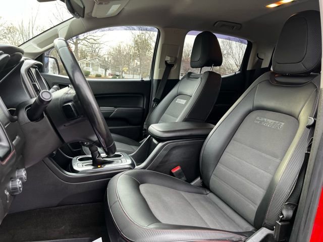 Used 2016 GMC Canyon SLE w/ All Terrain Package image 13