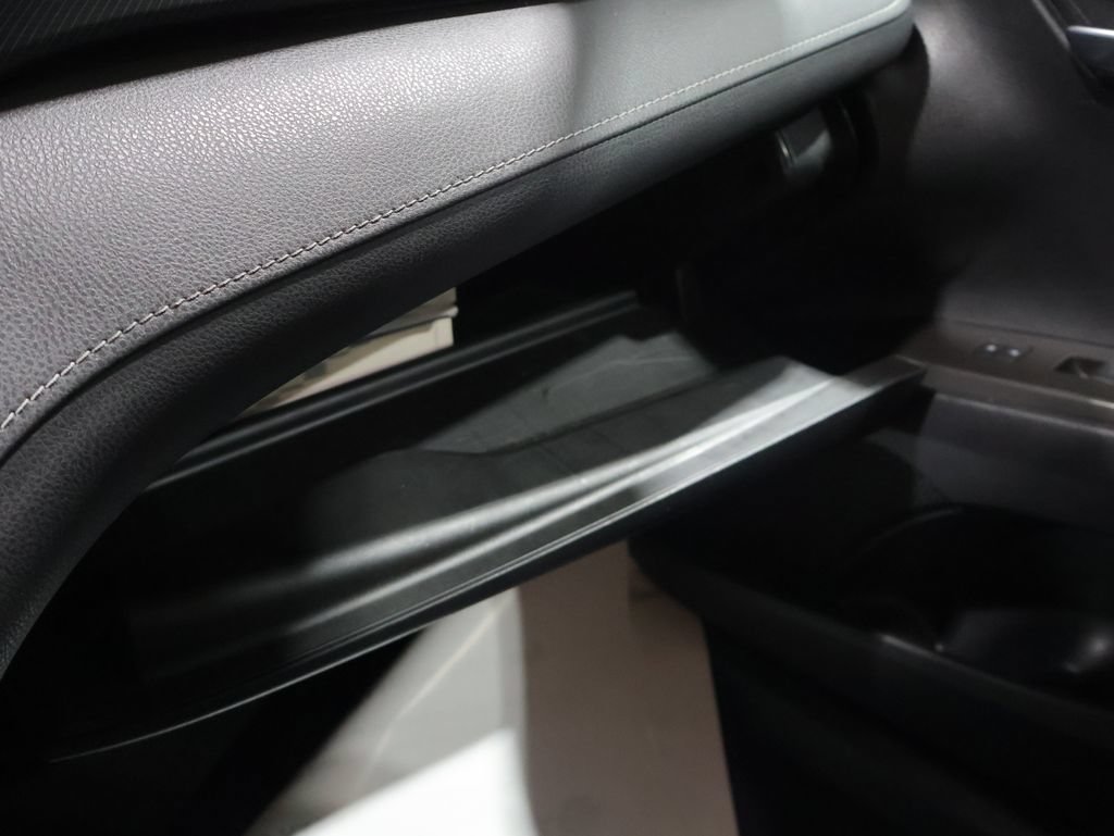 Used 2023 Toyota Camry SE FWD image 31
