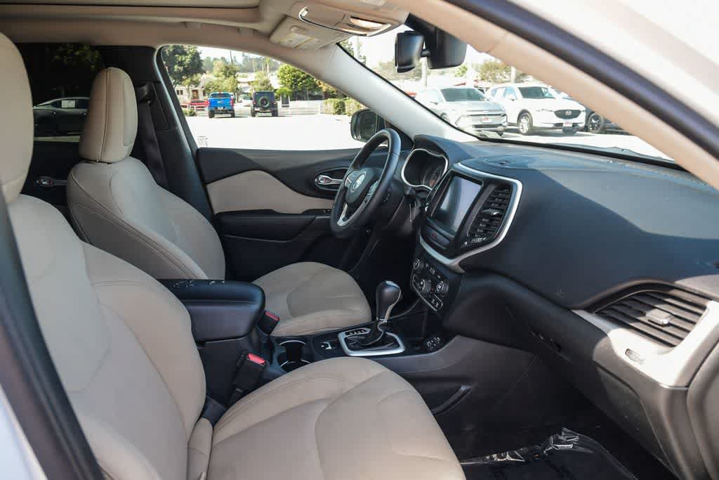 Used 2016 Jeep Cherokee Latitude w/ Comfort/Convenience Group FWD image 15