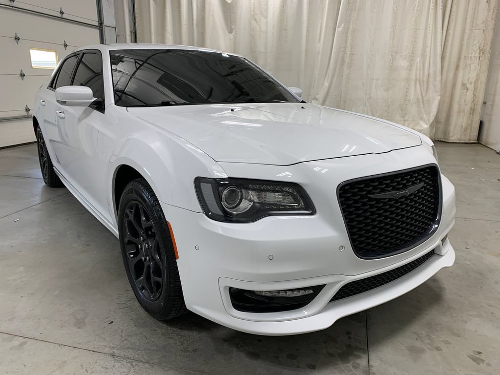 Used 2023 Chrysler 300 Touring L w/ Comfort Group AWD/4WD video 2