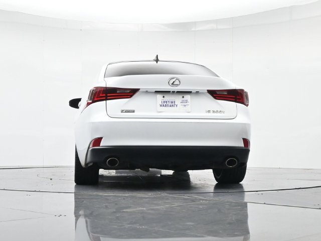 Used 2016 Lexus IS 200t w/ F Sport Package RWD image 42
