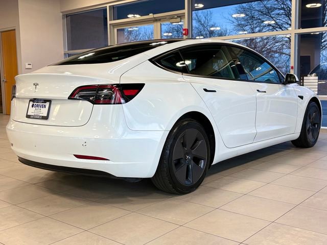 Used 2023 Tesla Model 3 Standard Range image 10