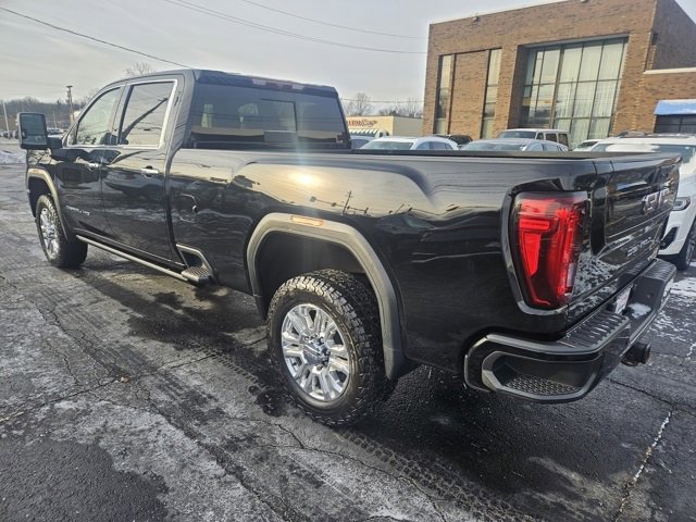 Used 2022 GMC Sierra 3500 Denali image 4