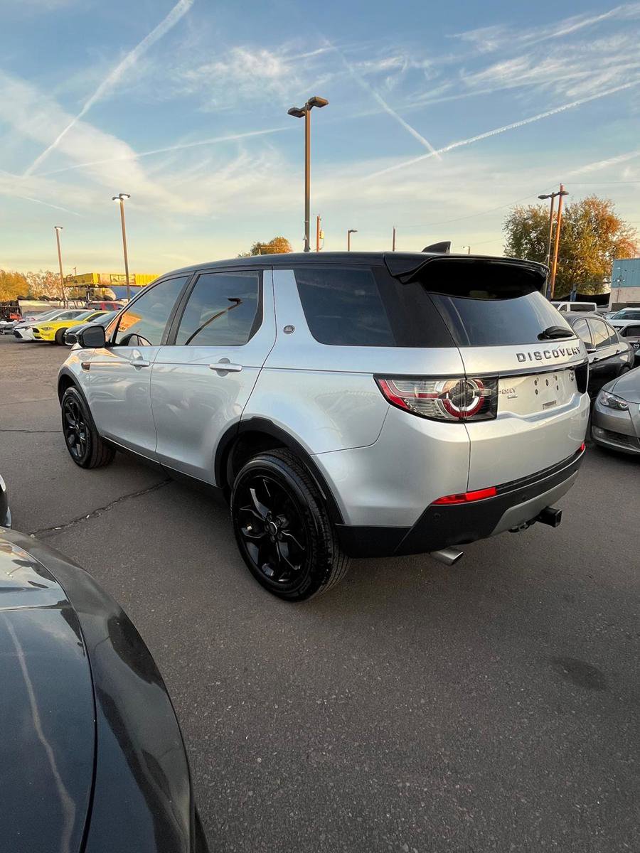 Used 2019 Land Rover Discovery Sport HSE AWD/4WD image 4