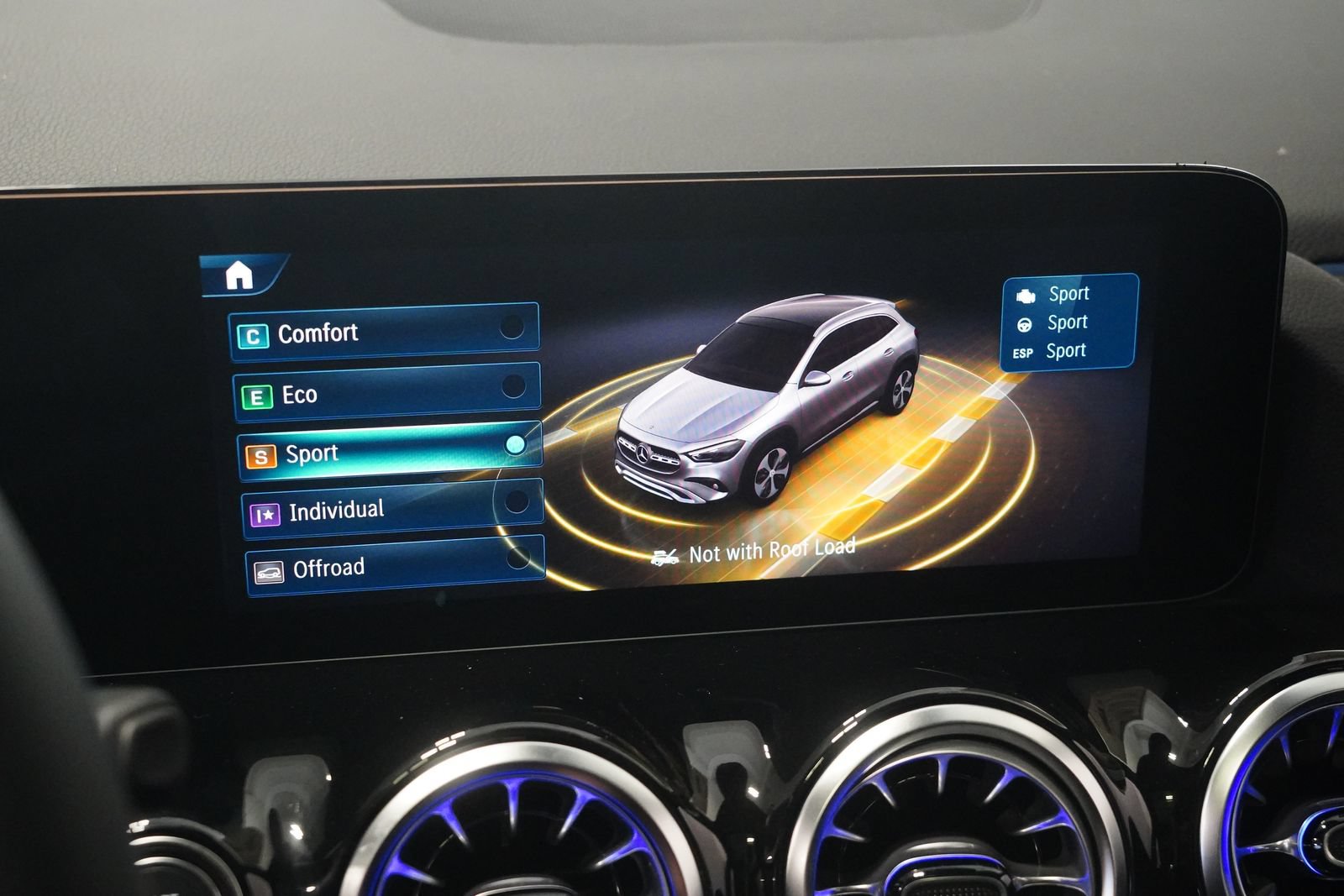 New 2026 Mercedes-Benz GLA 250 4MATIC image 25