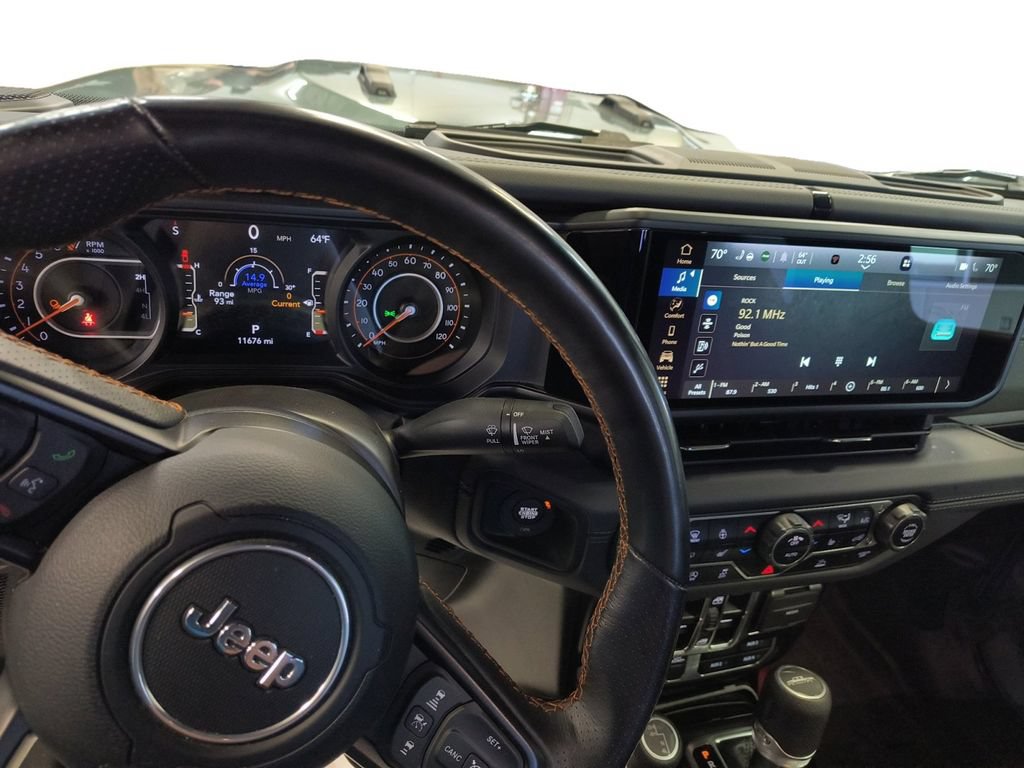 Used 2024 Jeep Gladiator Mojave w/ Convenience Group AWD/4WD image 12