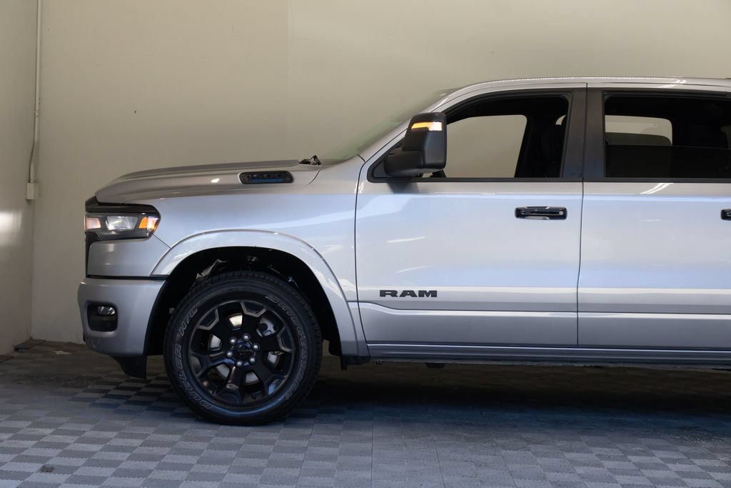 Used 2025 RAM 1500 Big Horn AWD/4WD image 8