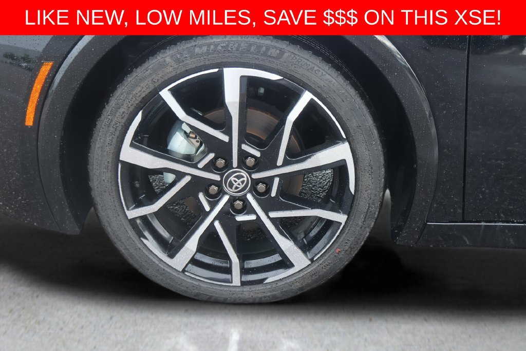 Used 2026 Toyota Prius Plug-In Hybrid FWD image 9