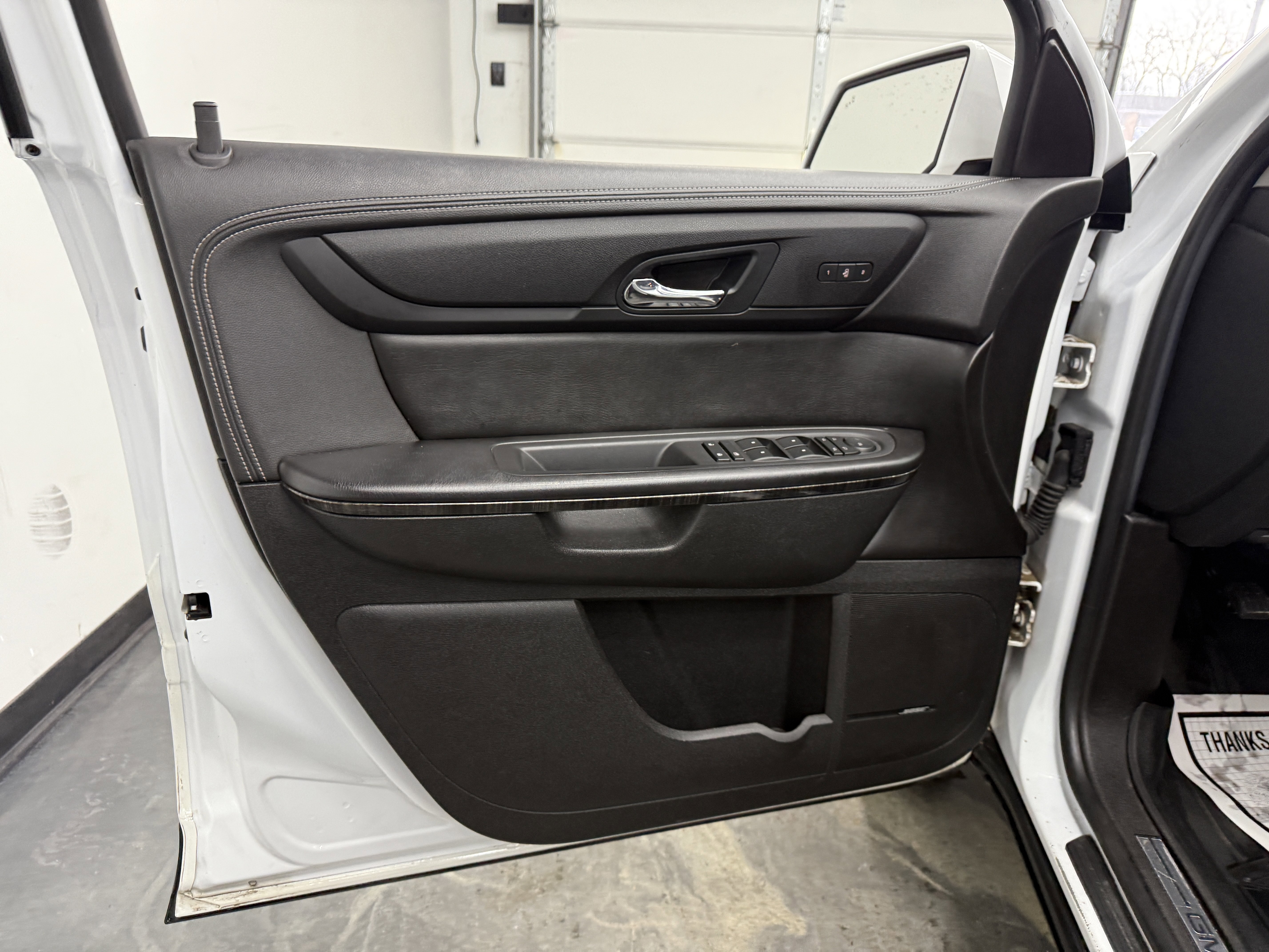 Used 2017 GMC Acadia Limited SLT image 10