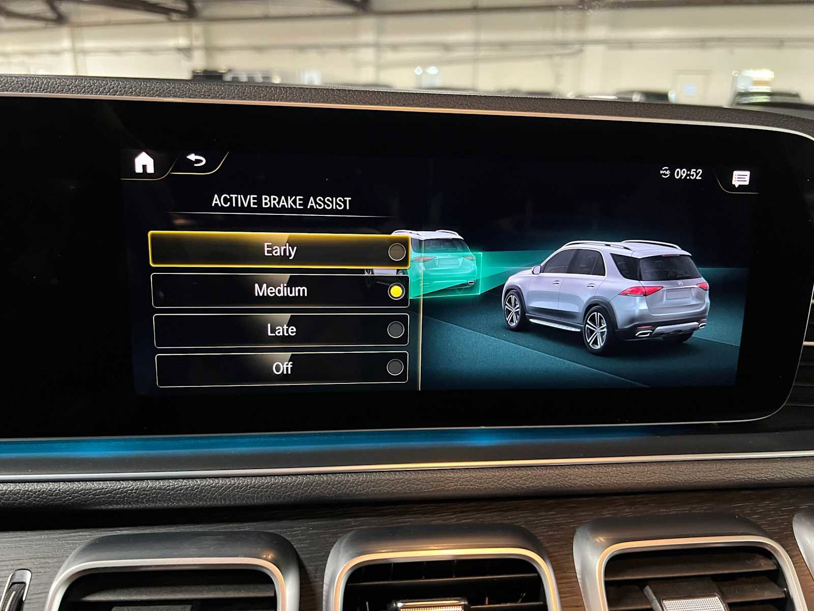 Used 2023 Mercedes-Benz GLE 350 4MATIC image 41
