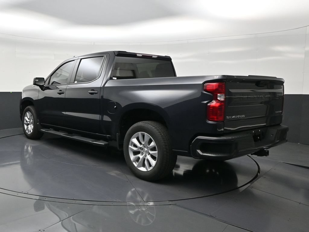 Used 2022 Chevrolet Silverado 1500 Custom RWD image 3