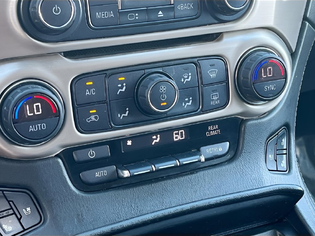 Used 2019 GMC Yukon XL Denali w/ Open Road Package AWD/4WD image 16