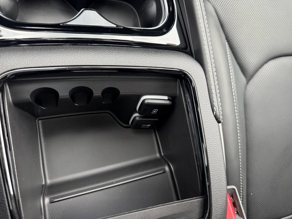 New 2027 Chrysler Pacifica Limited w/ S Appearance Package FWD image 21