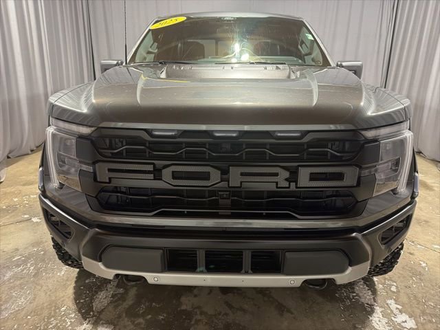 Used 2025 Ford F150 Raptor image 3