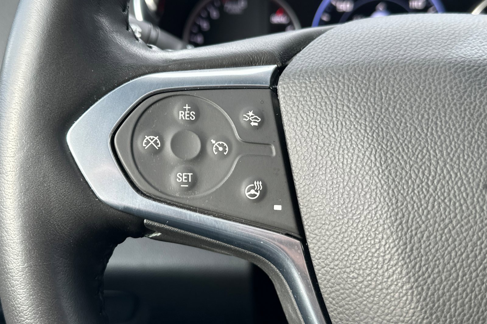 Used 2022 Chevrolet Traverse High Country w/ LPO, Floor Liner Package image 33