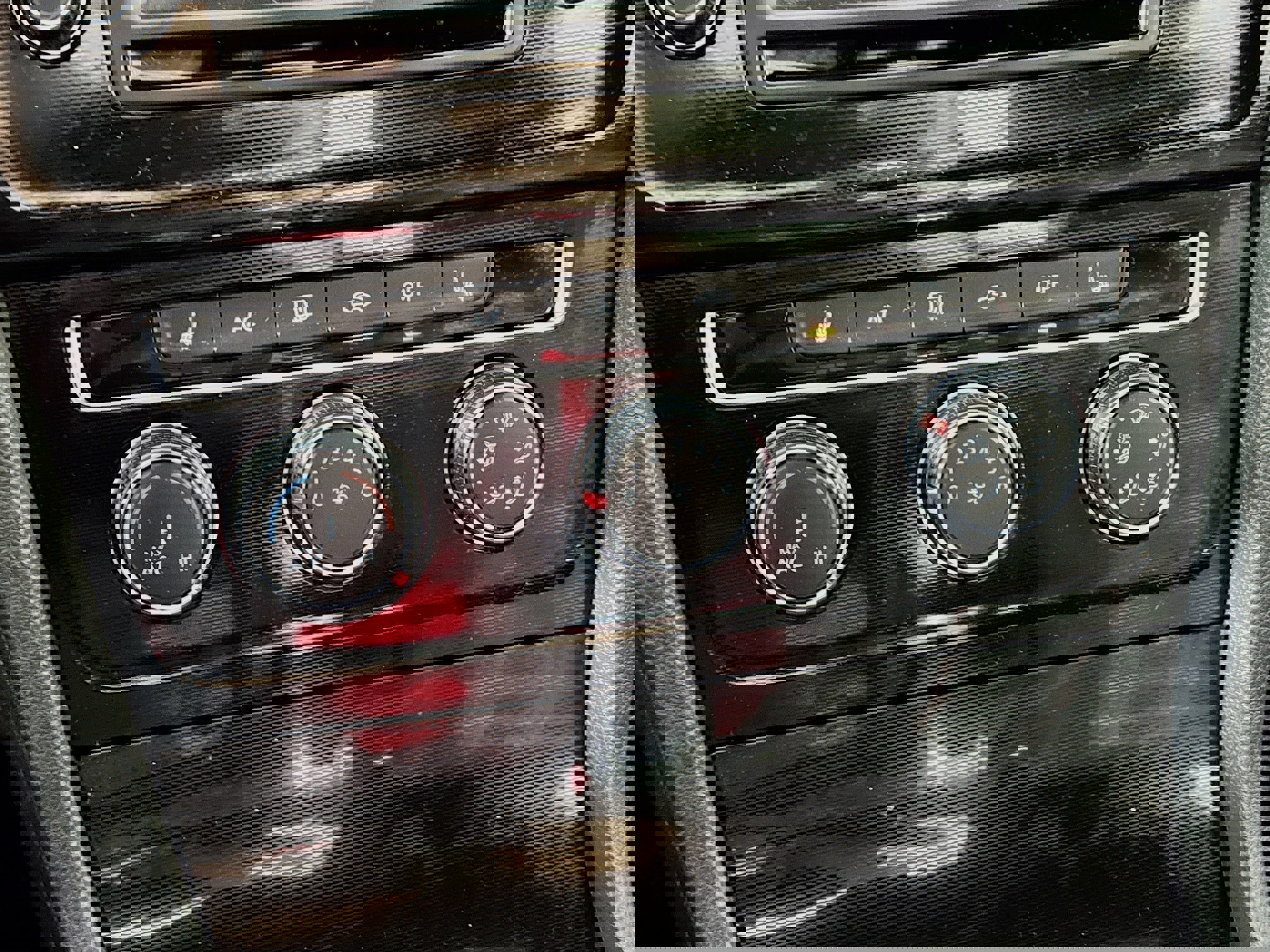 Used 2017 Volkswagen GTI Sport image 16