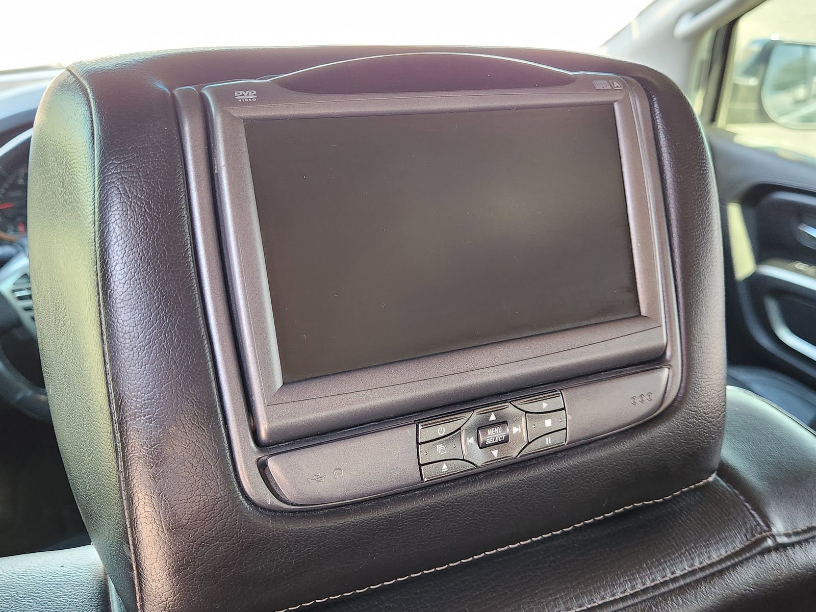 Used 2015 Nissan Armada Platinum w/ 2nd Row Captain Seat Package AWD/4WD image 34