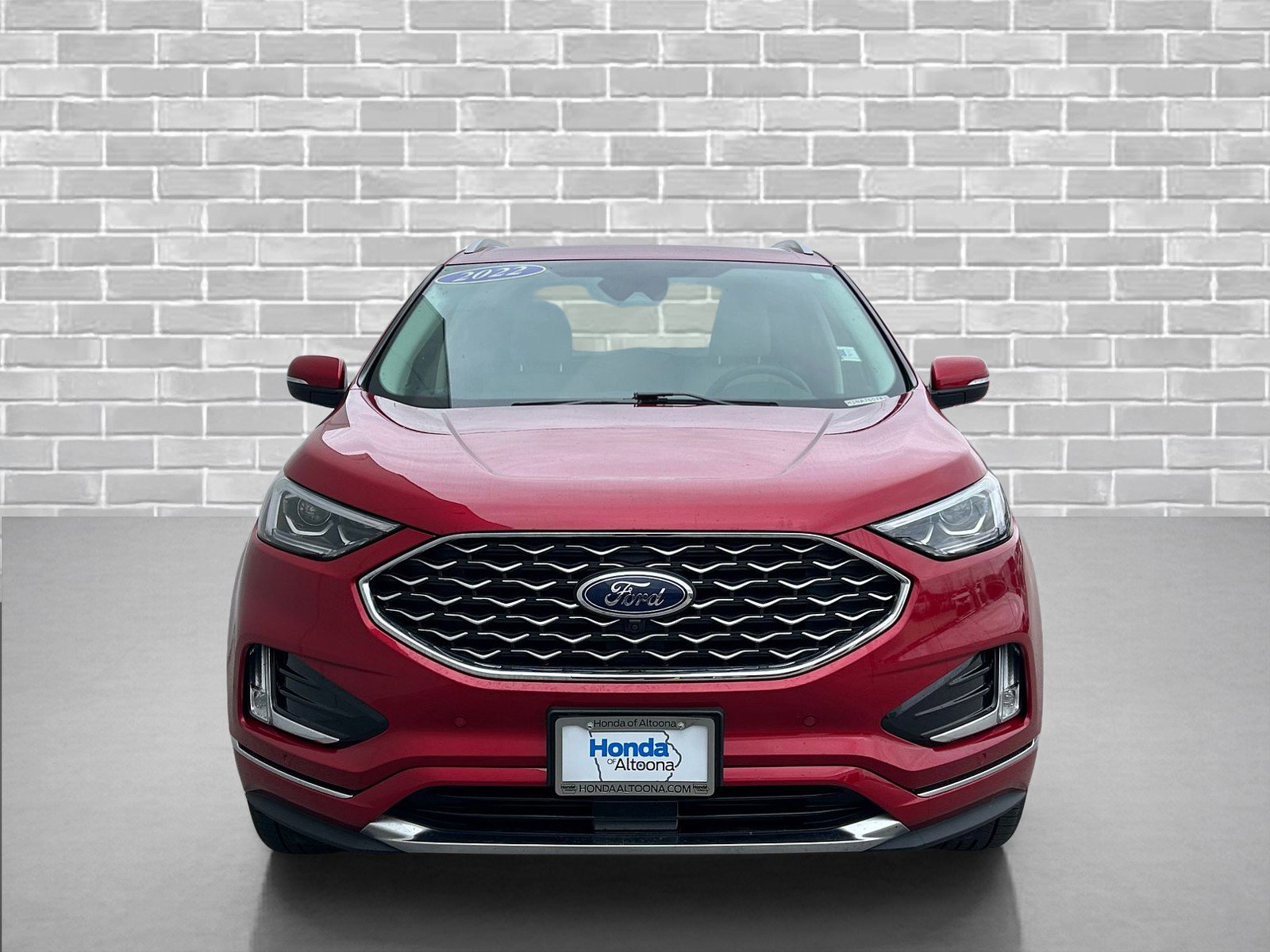 Used 2022 Ford Edge Titanium w/ Equipment Group 301A image 7