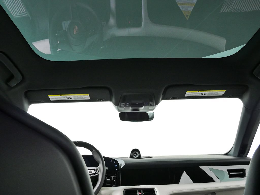 New 2026 Porsche Taycan RWD image 21