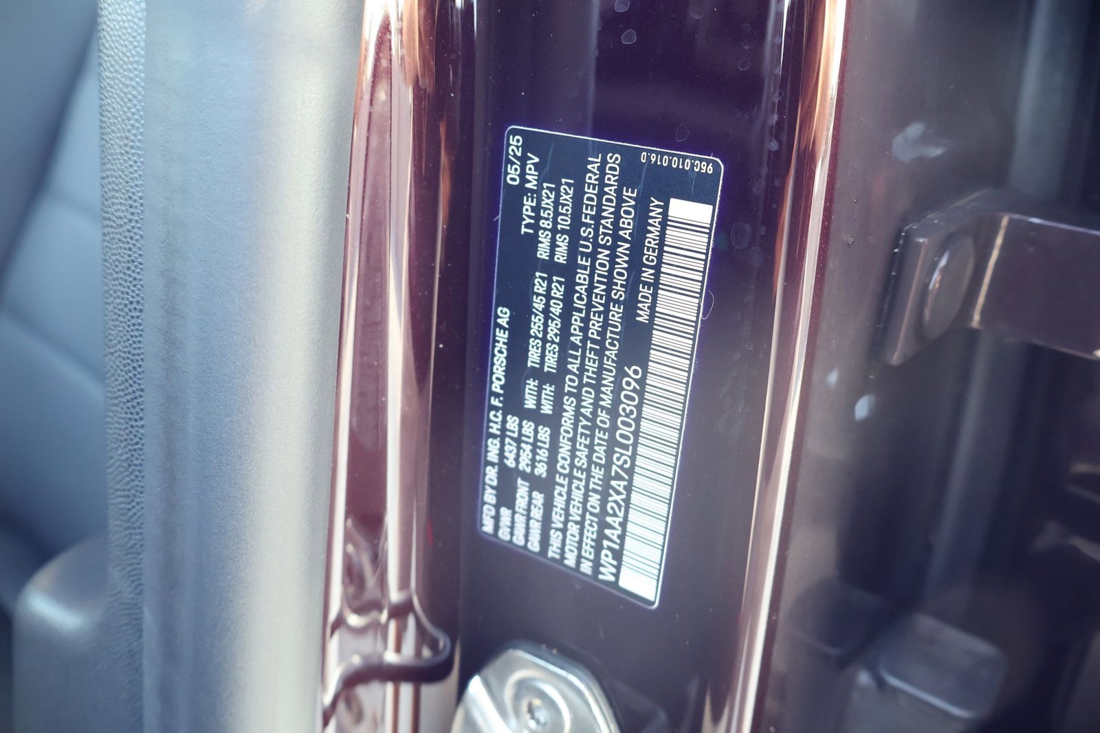 New 2025 Porsche Macan 4 Electric image 27