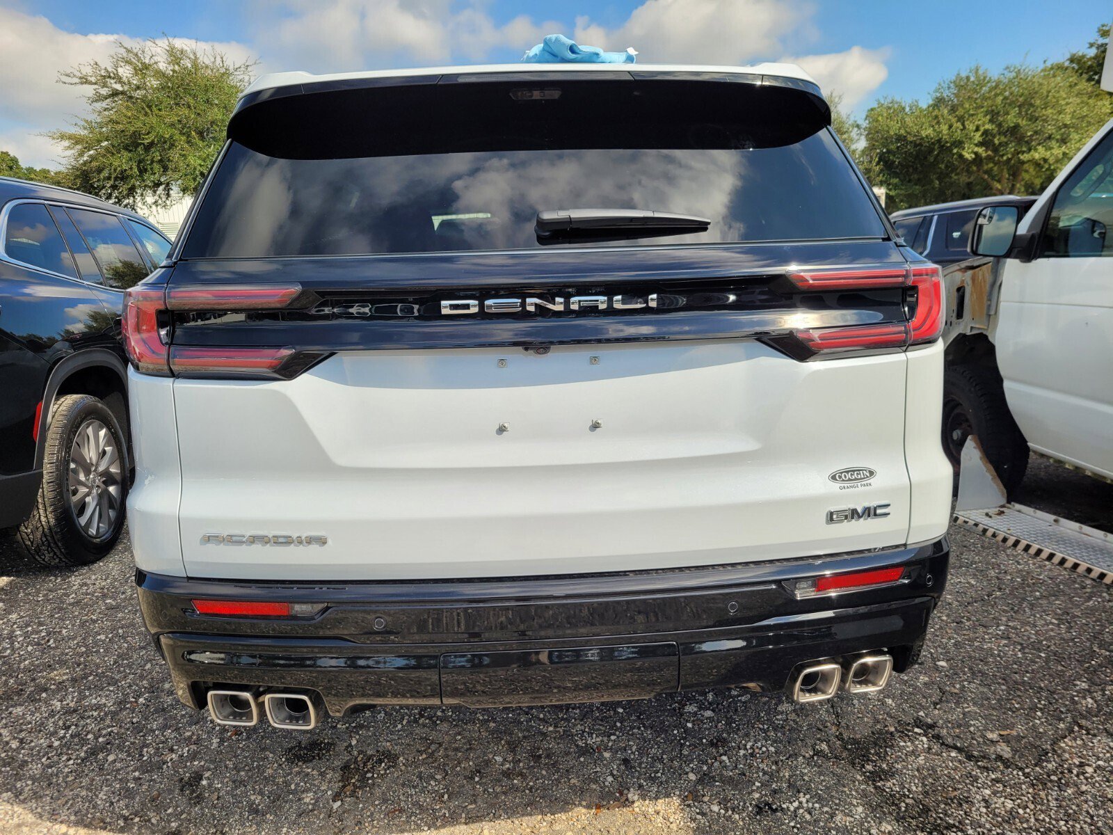 New 2026 GMC Acadia Denali Ultimate image 11