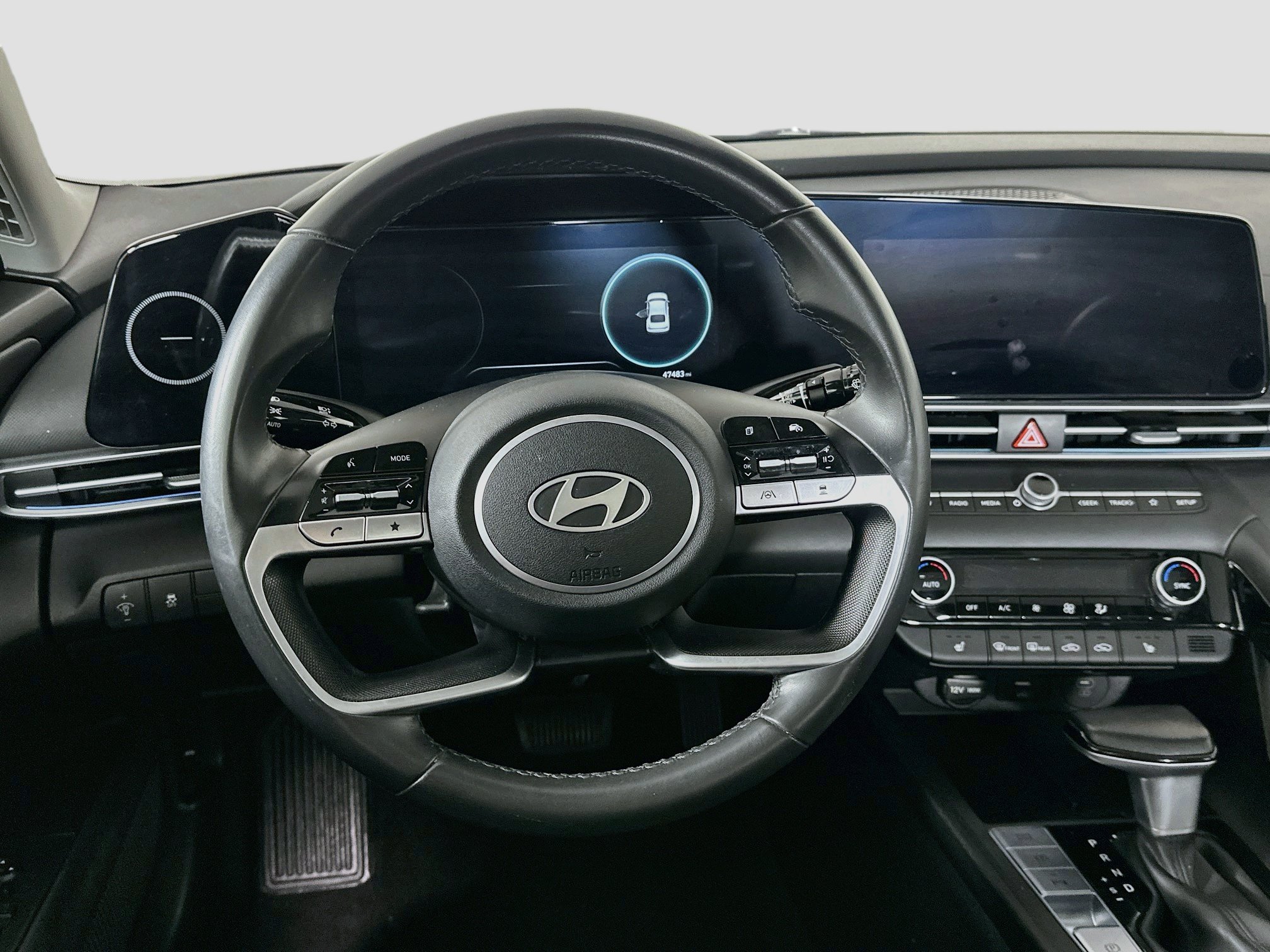 Used 2024 Hyundai Elantra Limited FWD image 17