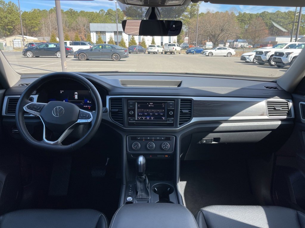 Used 2023 Volkswagen Atlas SE image 8
