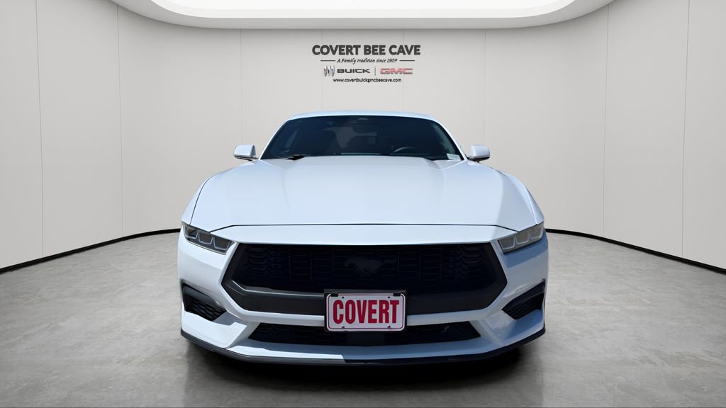 Used 2024 Ford Mustang EcoBoost image 2