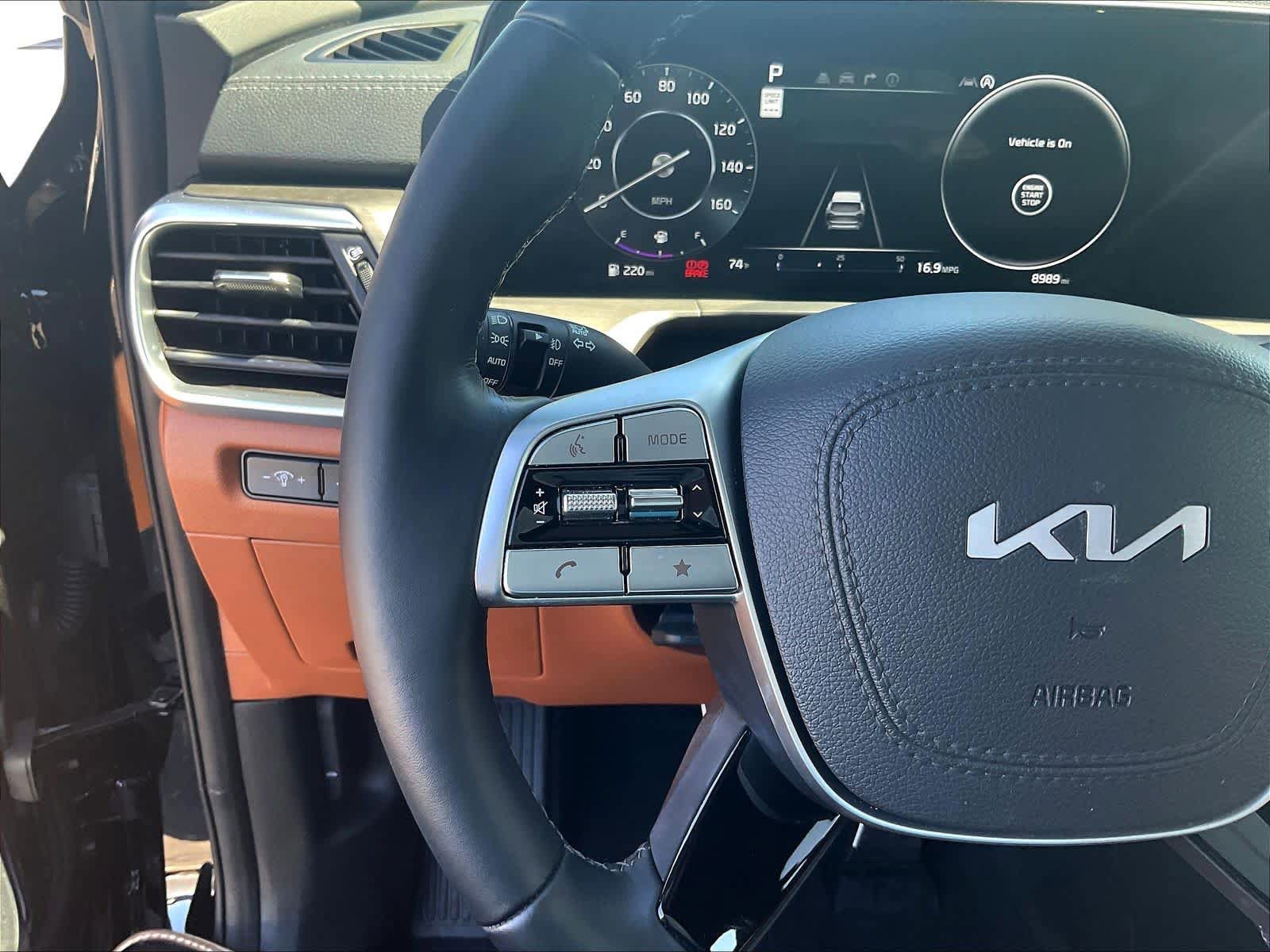 Used 2025 Kia Telluride SX X-Line image 19