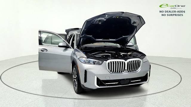 Used 2025 BMW X5 sDrive40i w/ Parking Assistance Package RWD image 12