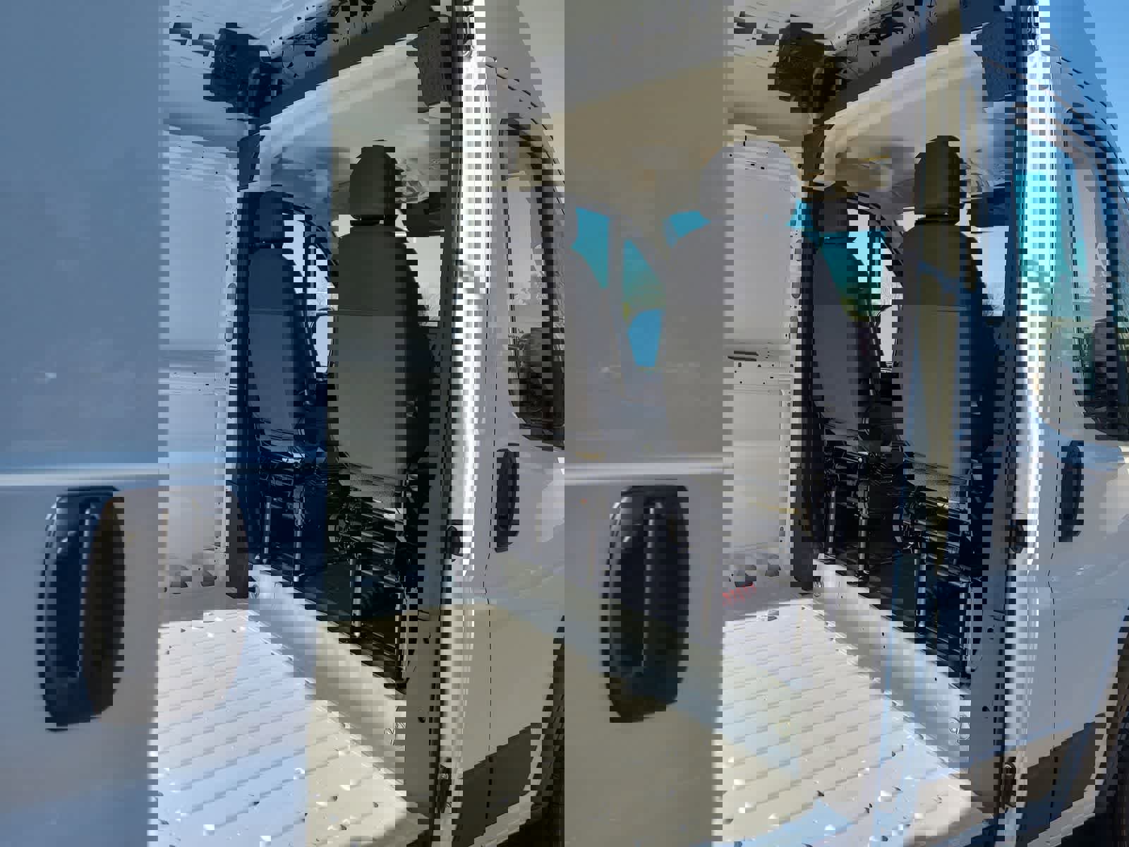 New 2026 RAM ProMaster 2500 w/ Premium Convenience Group image 20