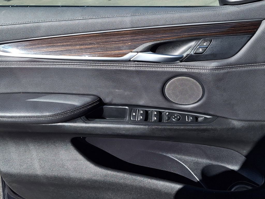 Used 2018 BMW X6 xDrive35i image 9